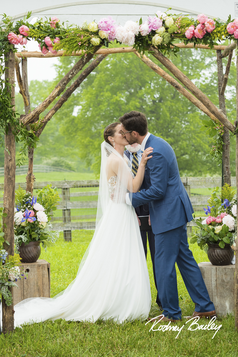 Maryland Wedding Photographers Farm Wedding Photojournalism by Rodney Bailey MD