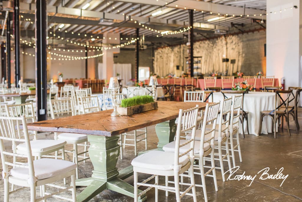 0024_Dock-5-weddings-Washington-DC-Union-Market-wedding-Wedding-Photojournalism-by-Rodney-Bailey-1024x684