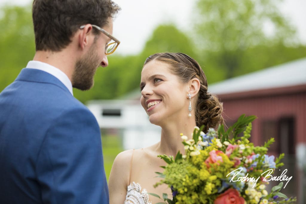 23_Maryland-Wedding-Photographers-Farm-Wedding-Photojournalism-by-Rodney-Bailey-MD-1024x683