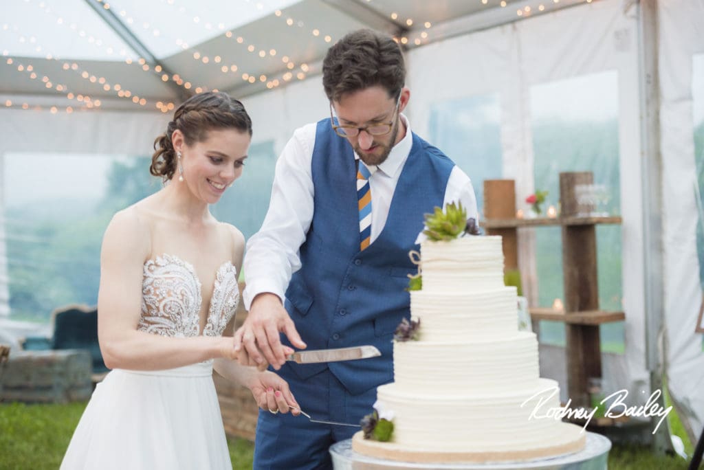 50_Maryland-Wedding-Photographers-Farm-Wedding-Photojournalism-by-Rodney-Bailey-MD-1024x684