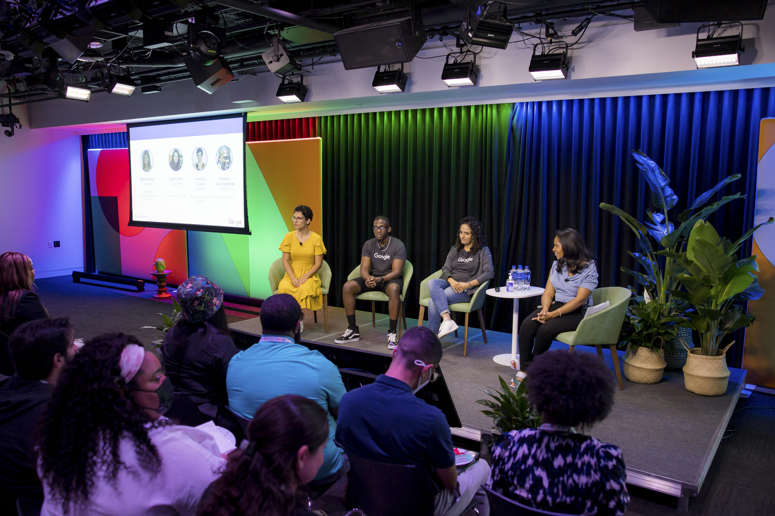 Corporate Event Photographer: Expert Strategies for Capturing Corporate Events