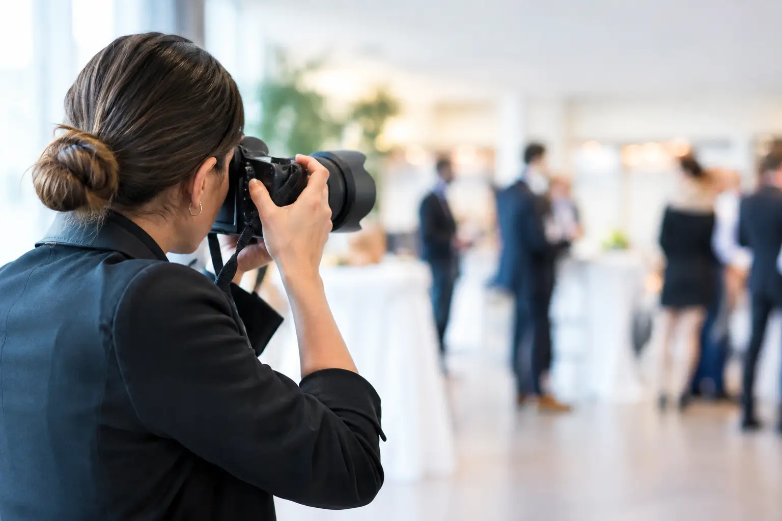 12 Questions to Ask an Event Photographer