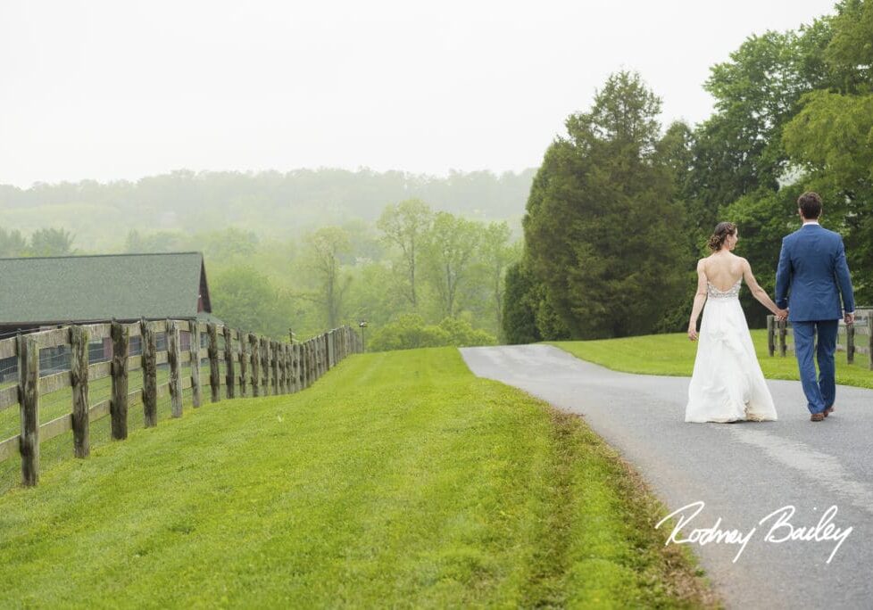 48_Maryland-Wedding-Photographers-Farm-Wedding-Photojournalism-by-Rodney-Bailey-MD-1-1024x684