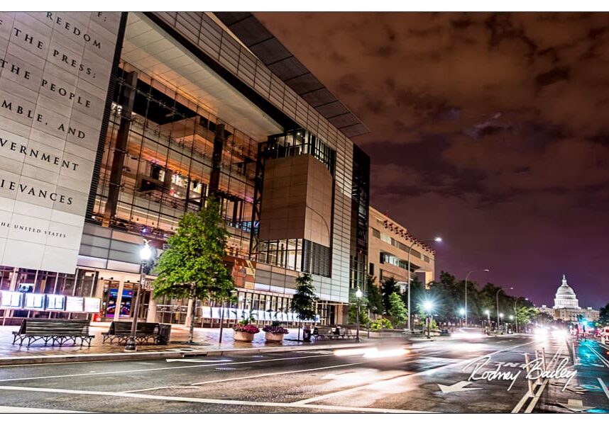 newseum-wedding-washington-dc-wedding-photographers-rodney-bailey_16 (1)